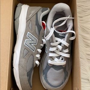 New balance shoes